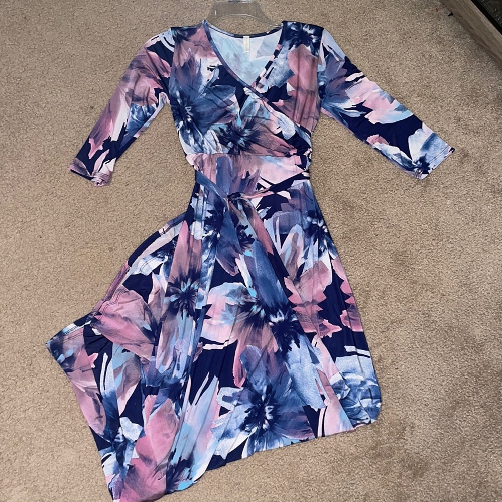 Pink blush maxi maternity dress size small